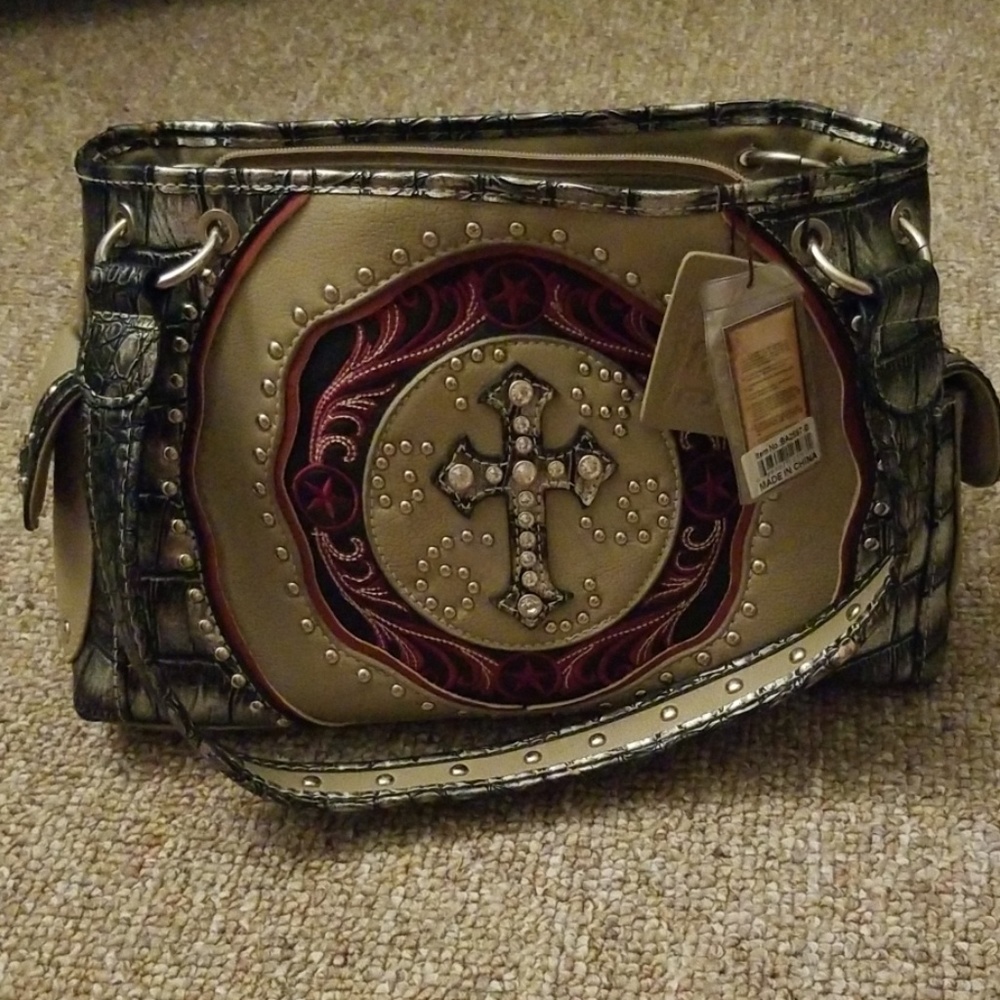 P&G collection purse